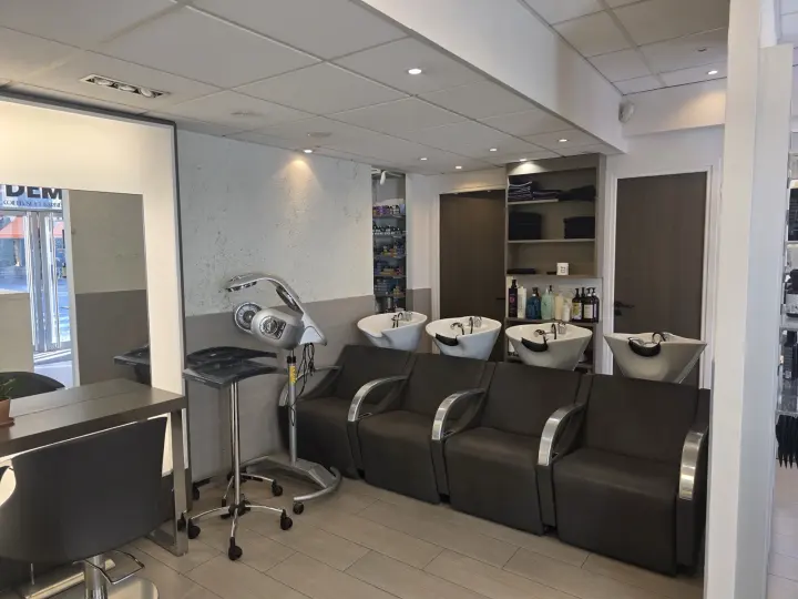 Bacs à shampoing du salon Tandem